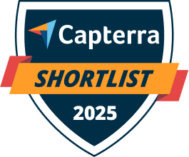 Prix 2021 pour les logiciels de marketing sur les médias sociaux, décerné par Capterra Shortlist​​ 